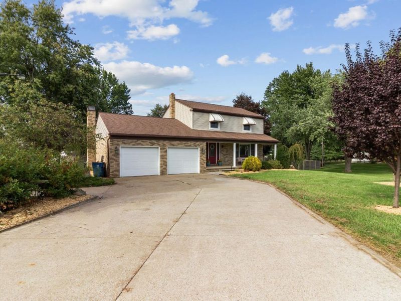 47568 Middle Ridge Road, Amherst, OH 44001 Photo 2