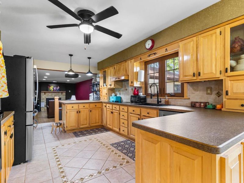 47568 Middle Ridge Road, Amherst, OH 44001 Photo 21