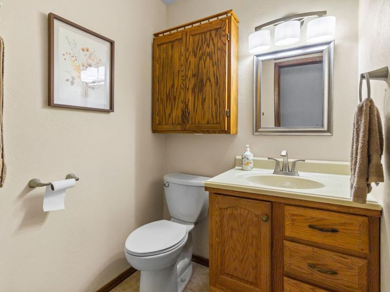 47568 Middle Ridge Road, Amherst, OH 44001 Photo 27