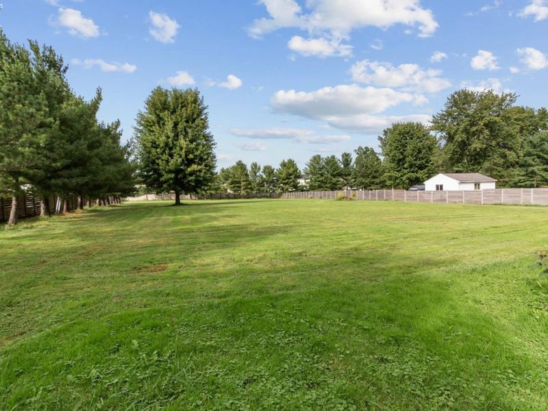 47568 Middle Ridge Road, Amherst, OH 44001 Photo 4