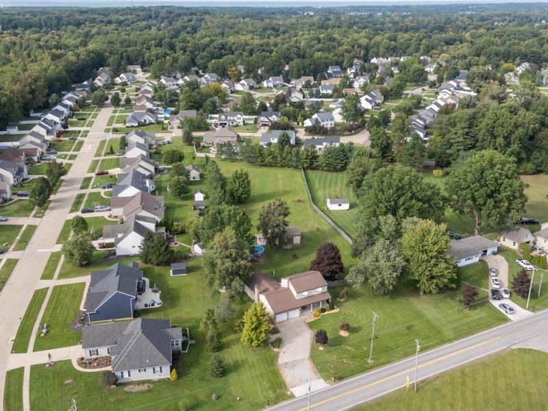 47568 Middle Ridge Road, Amherst, OH 44001 Photo 5