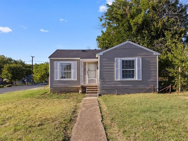838 Dalworth Street, Grand Prairie, TX 75050