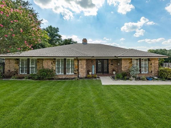 8505 Treetop Court , Fort Worth, TX 76179