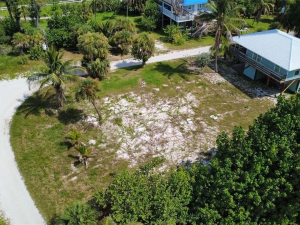 8264 GRAND AVENUE , PLACIDA, FL 33946