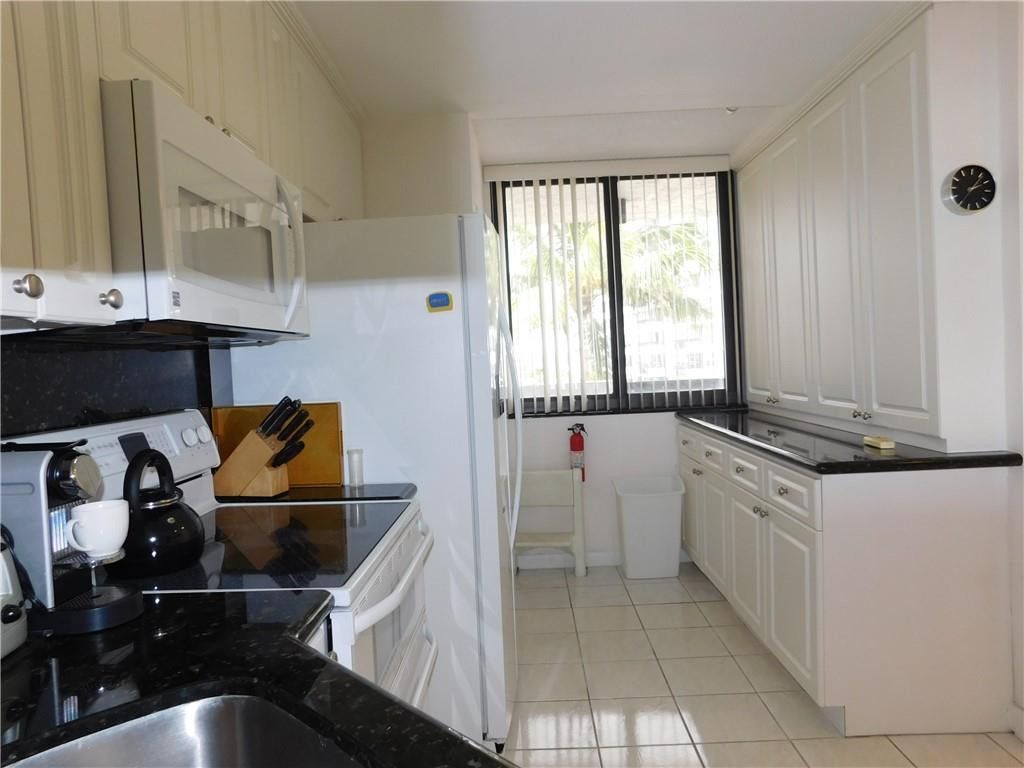 510 N Ocean Boulevard, Unit 404, Pompano Beach, FL 33062 Photo