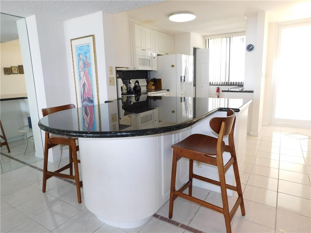 510 N Ocean Boulevard, Unit 404, Pompano Beach, FL 33062 Photo