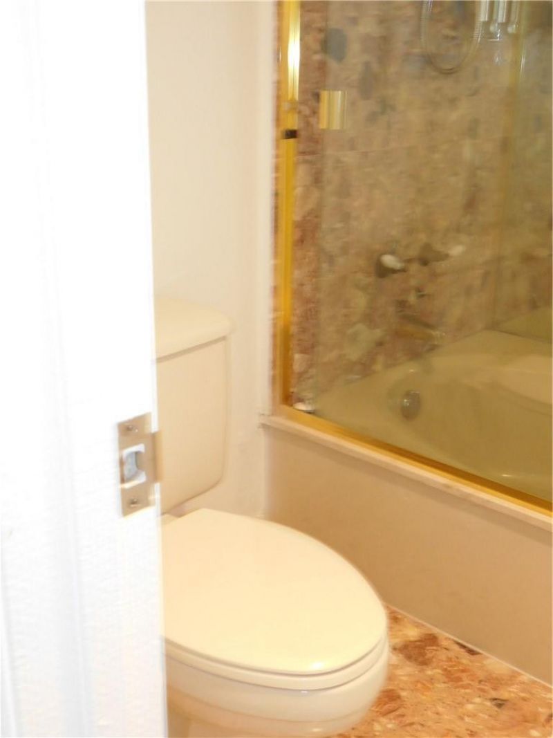 510 N Ocean Boulevard, Unit 404, Pompano Beach, FL 33062 Photo