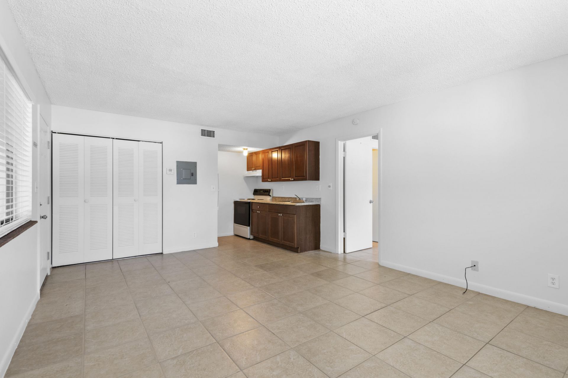 2054 NW 43rd Terrace, Unit 4, Lauderhill, FL 33313 Photo