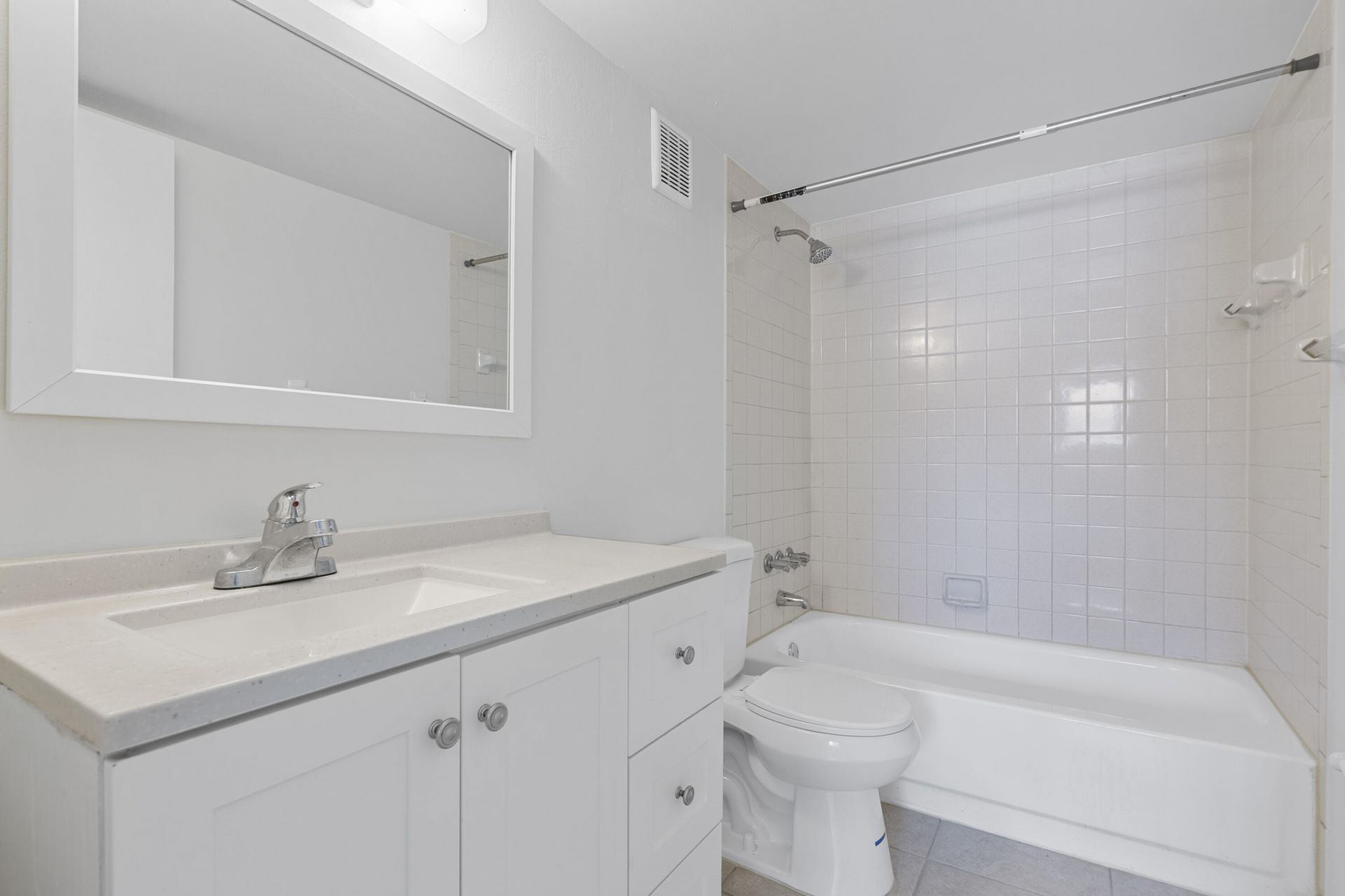 2054 NW 43rd Terrace, Unit 4, Lauderhill, FL 33313 Photo