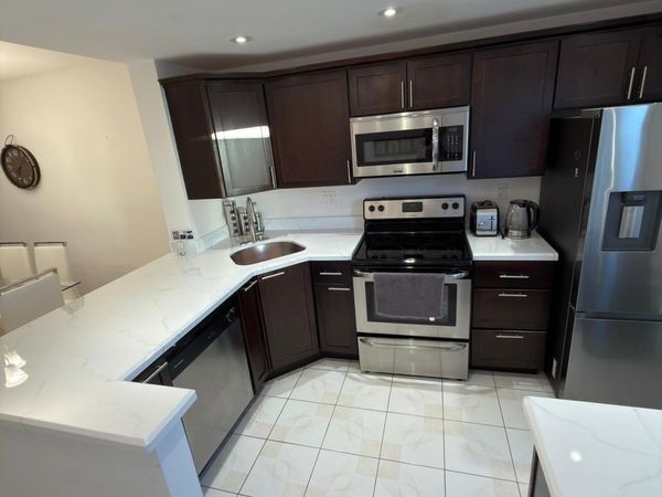 450 PARADISE ISLE Boulevard, Unit 201, Hallandale Beach, FL 33009