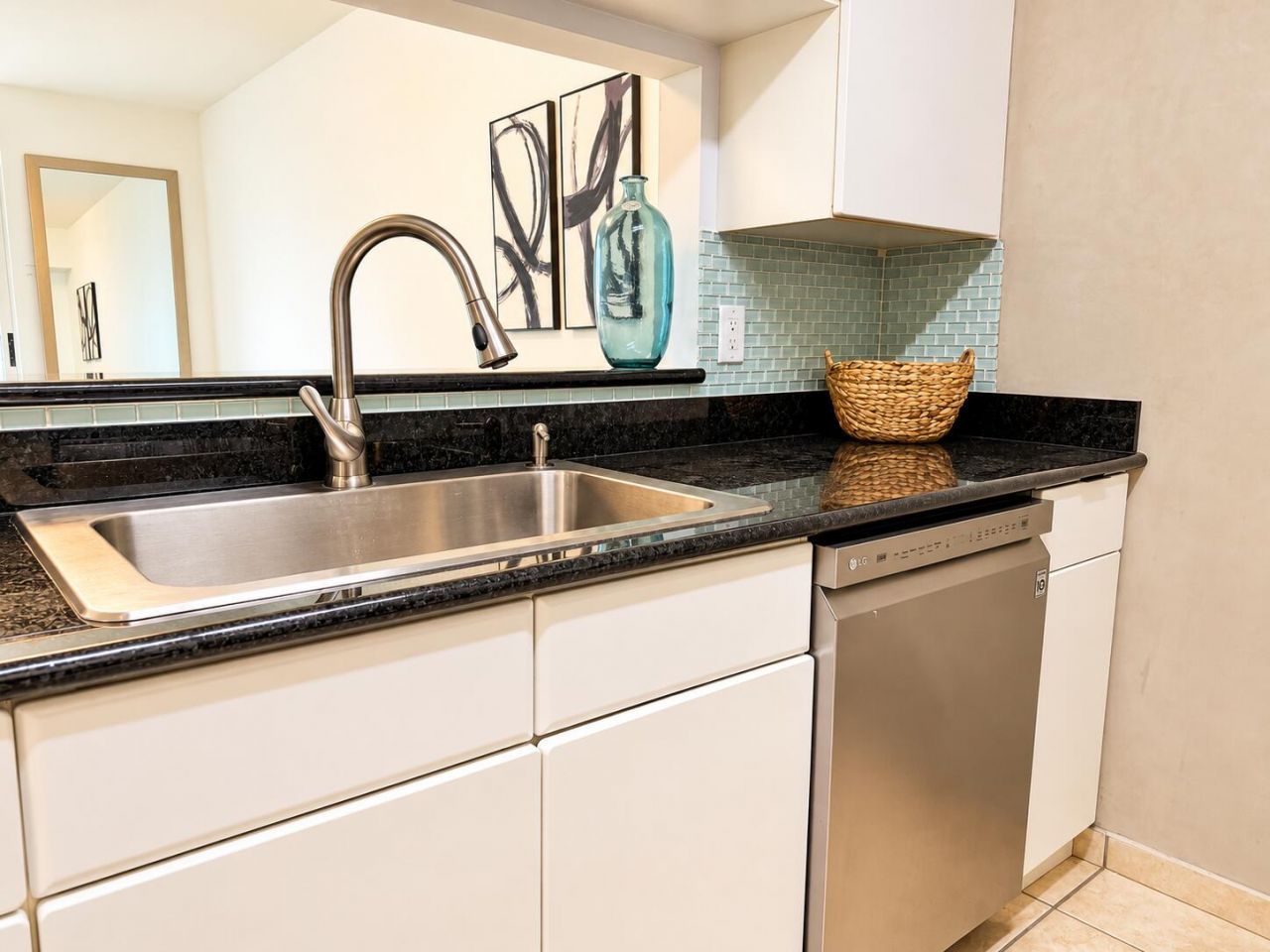 2475 Brickell Avenue, Unit 1705, Miami, FL 33129 Photo