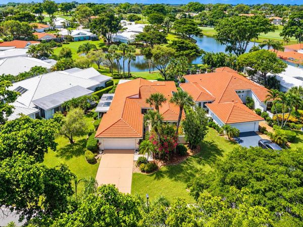 23 Estate Drive, Boynton Beach, FL 33436