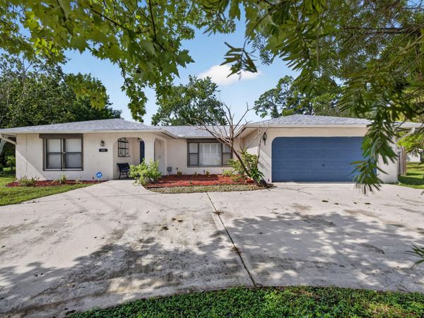 102 SW EVANS Avenue, Port St. Lucie, FL 34984