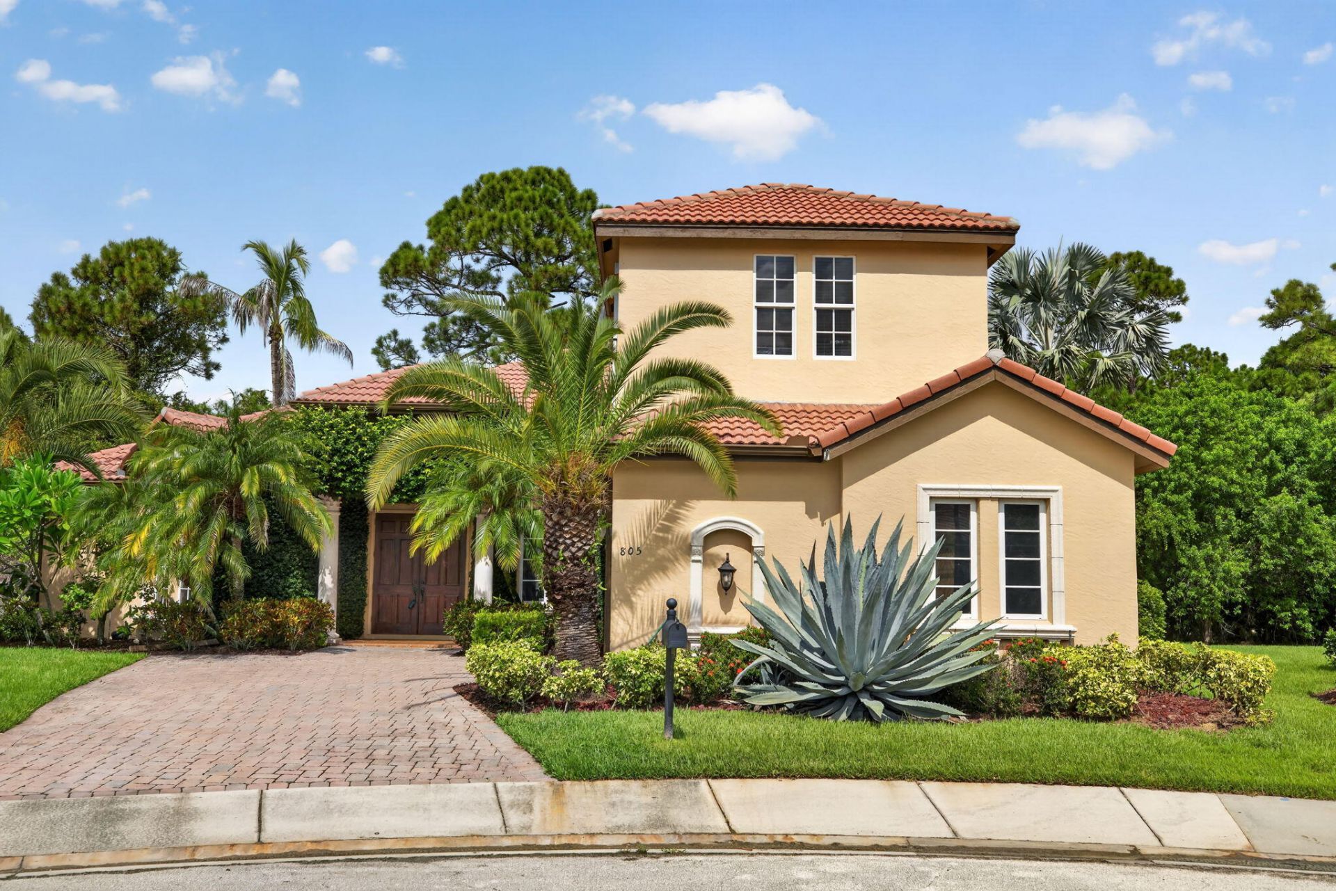 805 SW Classico Court, Port Saint Lucie, FL 34986 Photo