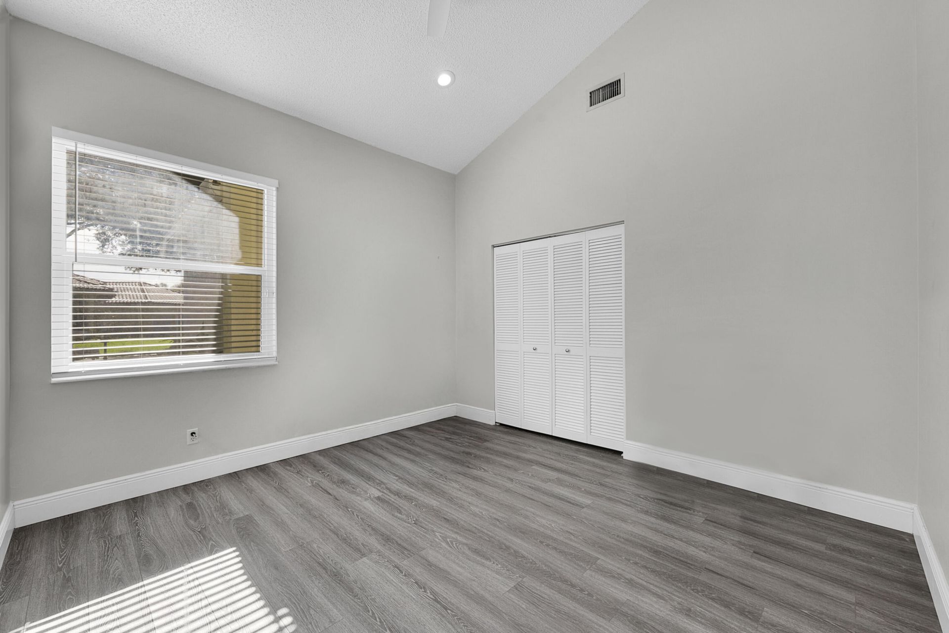 4166 NW 66th Terrace, Coral Springs, FL 33067 Photo