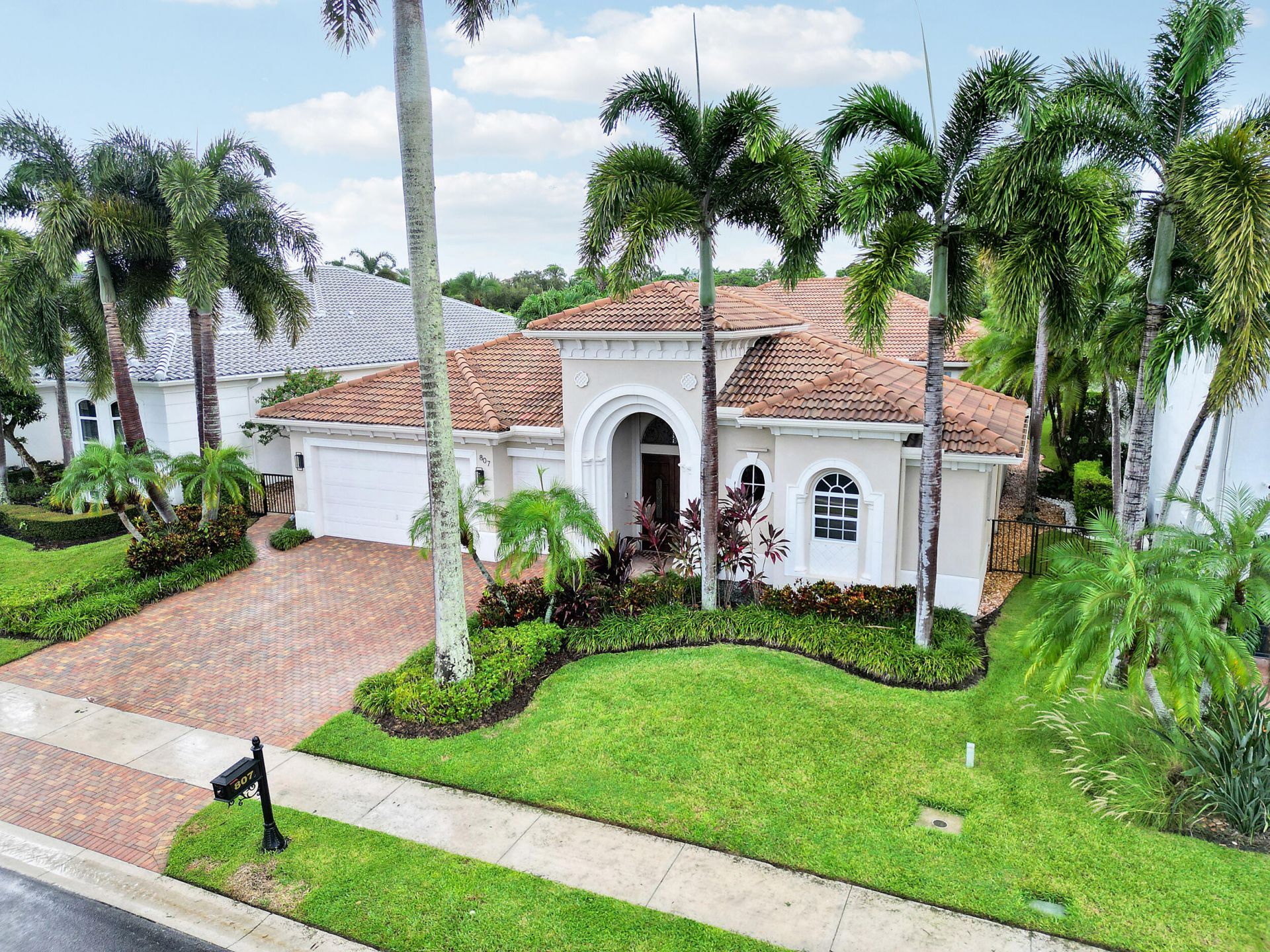 807 Floret Drive, Palm Beach Gardens, FL 33410 Photo