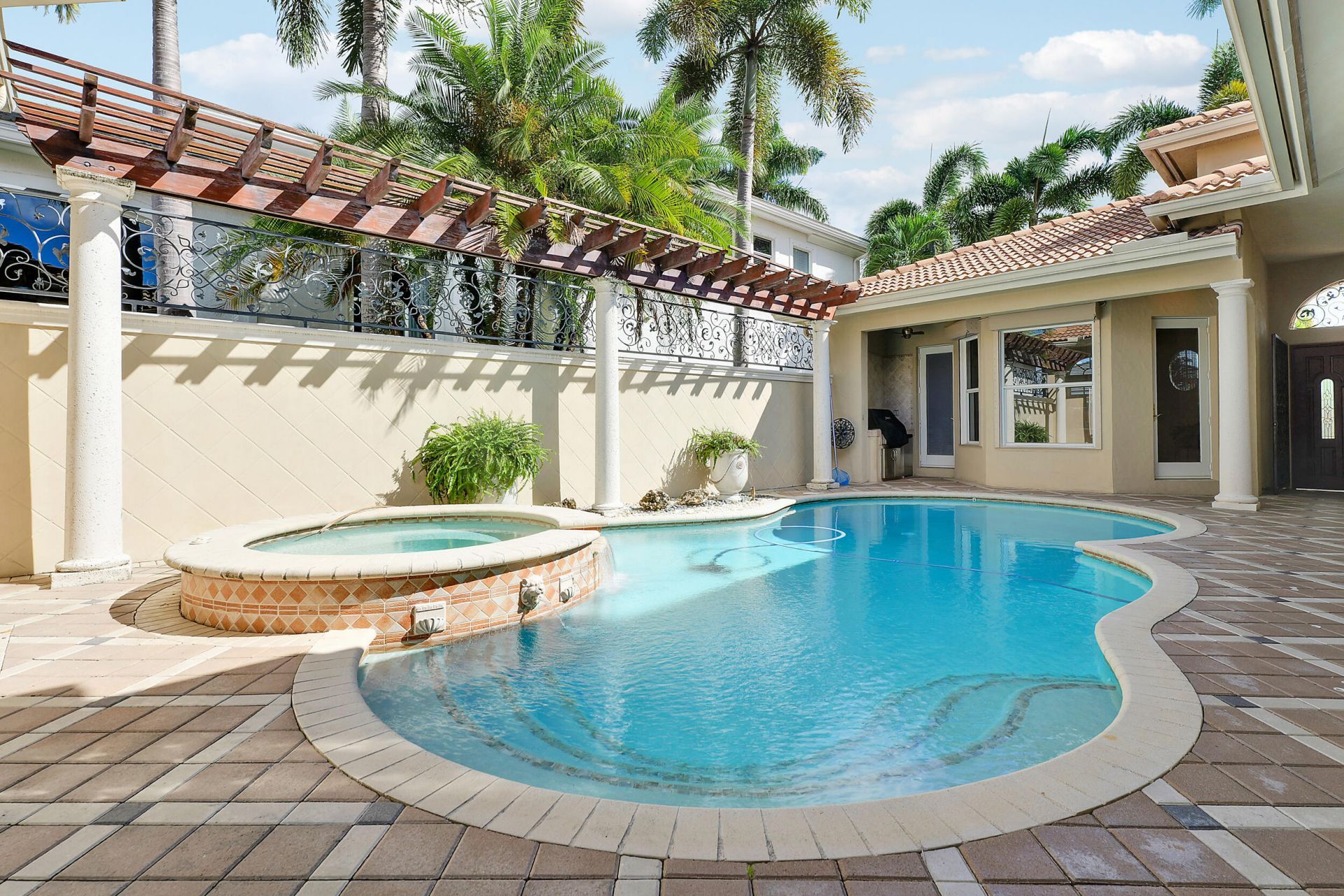 807 Floret Drive, Palm Beach Gardens, FL 33410 Photo