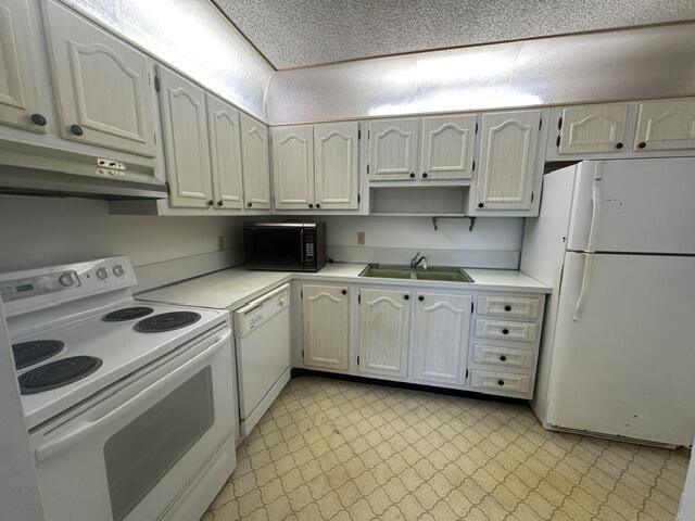 22805 SW 66th Avenue, Unit 207, Boca Raton, FL 33428 Photo