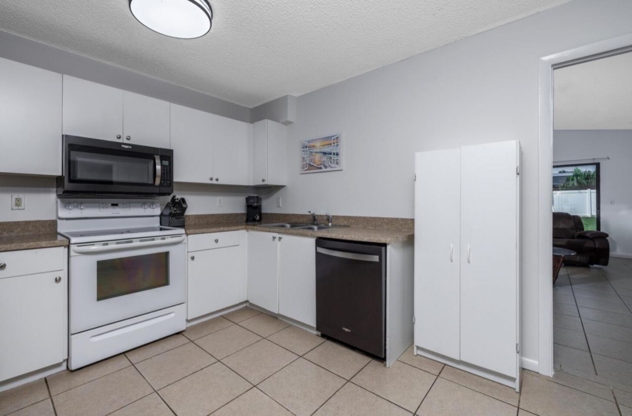 1810 SW Gemini Lane, Port Saint Lucie, FL 34984 Photo
