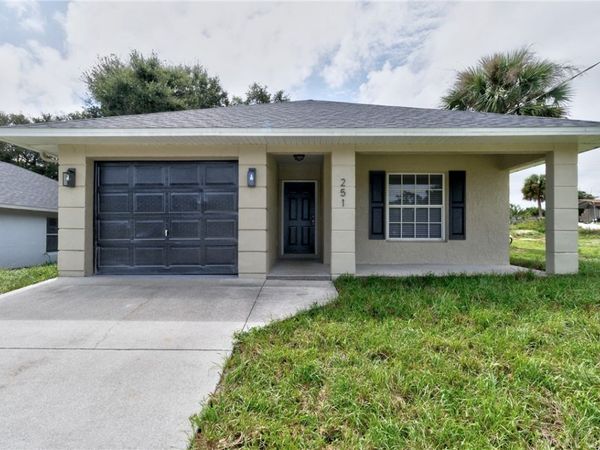 251 12th Street SW, Vero Beach, FL 32962