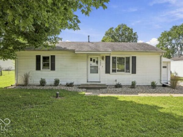 4609 Shelbyville Road, Indianapolis, IN 46237