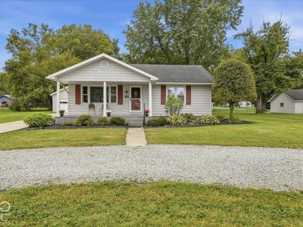 606 E Water Street , Pendleton, IN 46064