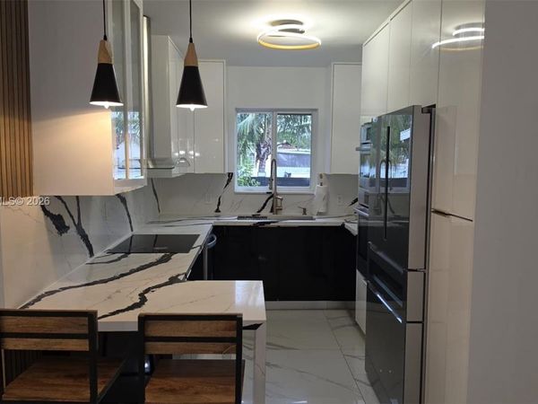449 NW 30th Pl, Unit 449, Miami, FL 33125