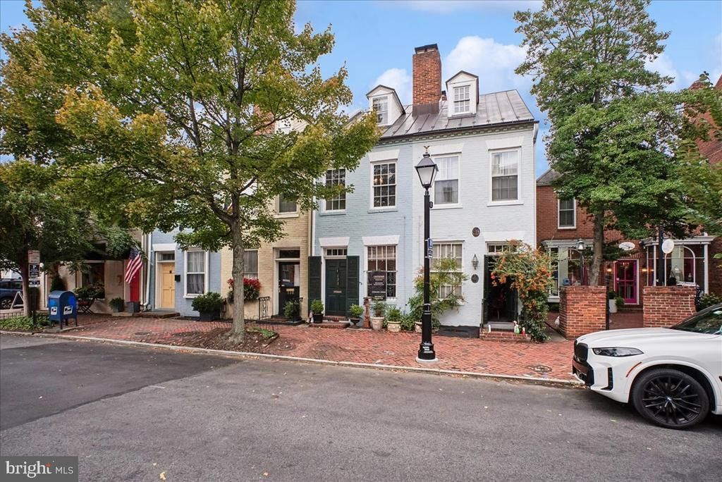 133 S Fairfax Street, Alexandria, VA 22314 Main Photo