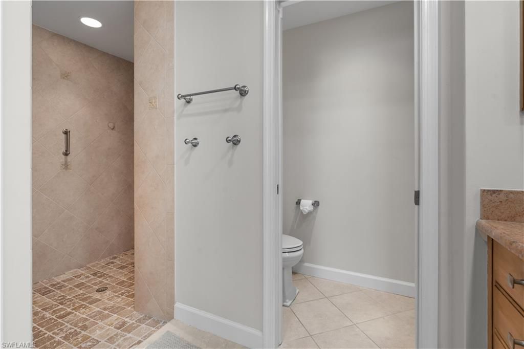 807 Rue Deville , Unit 2.11, Naples, FL 34108 Photo