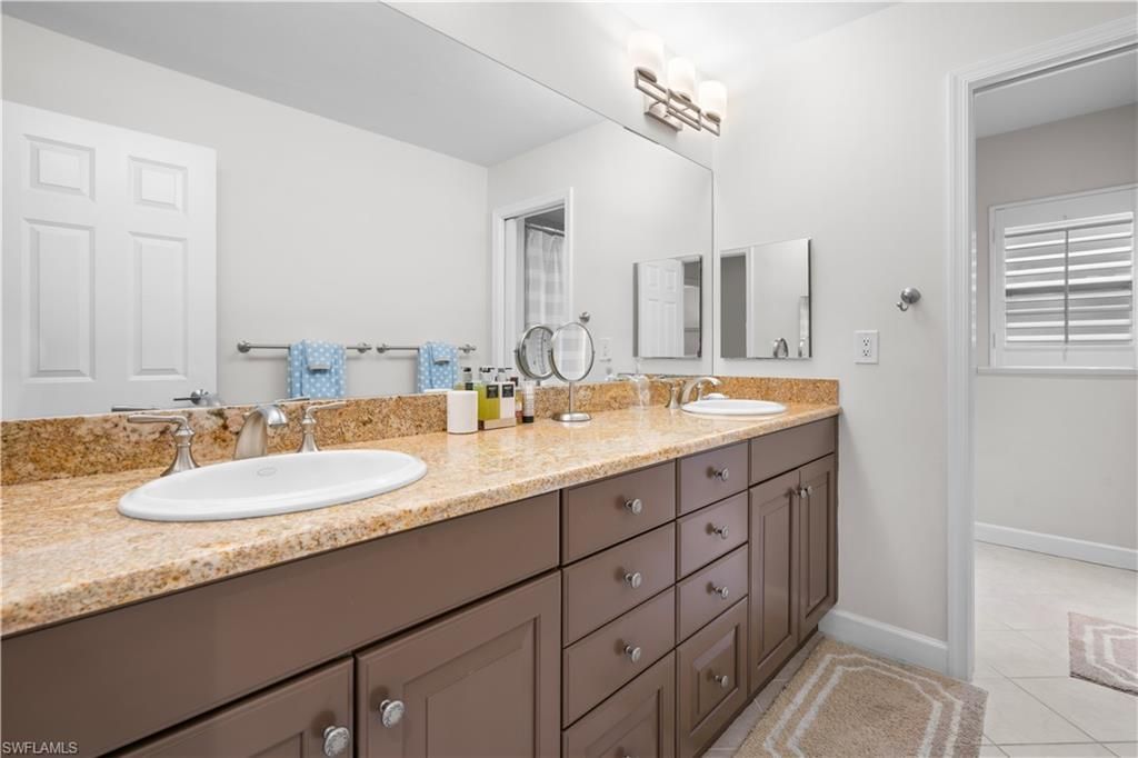 807 Rue Deville , Unit 2.11, Naples, FL 34108 Photo