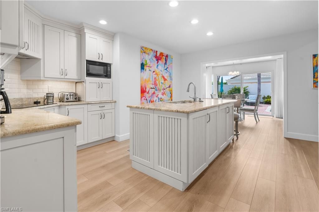 807 Rue Deville , Unit 2.11, Naples, FL 34108 Photo