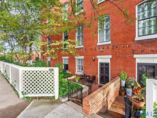 1401 Floyd Avenue, Unit U102, Richmond, VA 23220