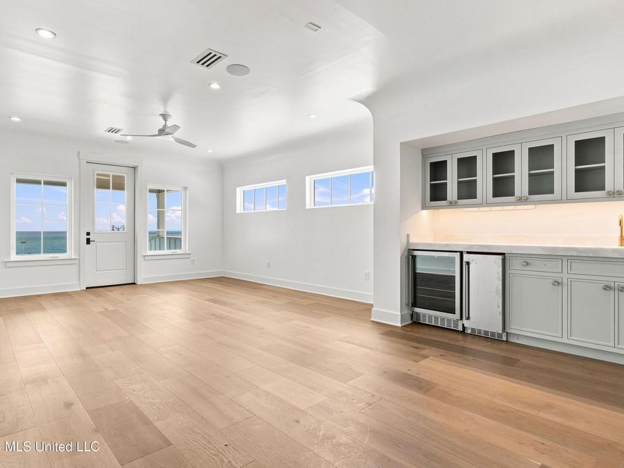 Property Image 103