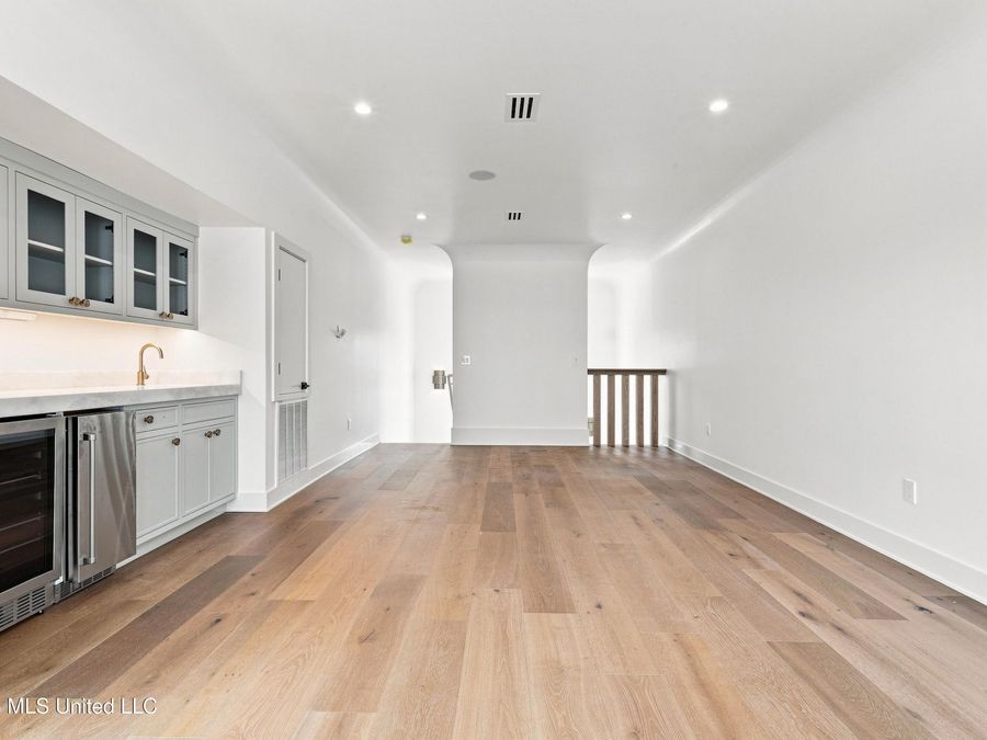 Property Image 105