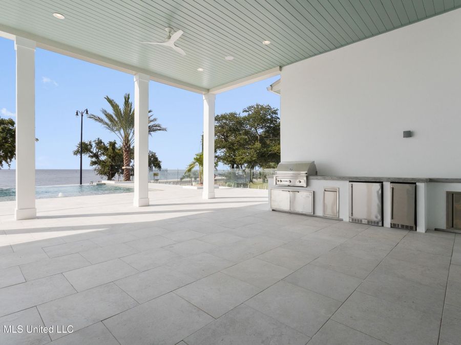 Property Image 118
