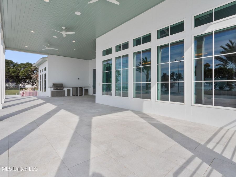 Property Image 119
