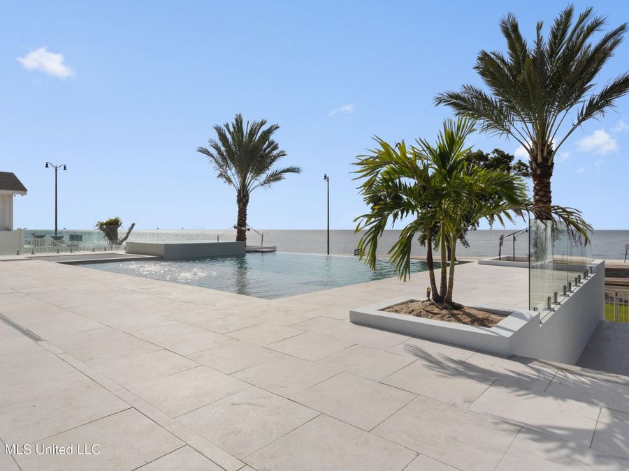 Property Image 128
