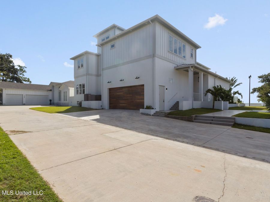 Property Image 132