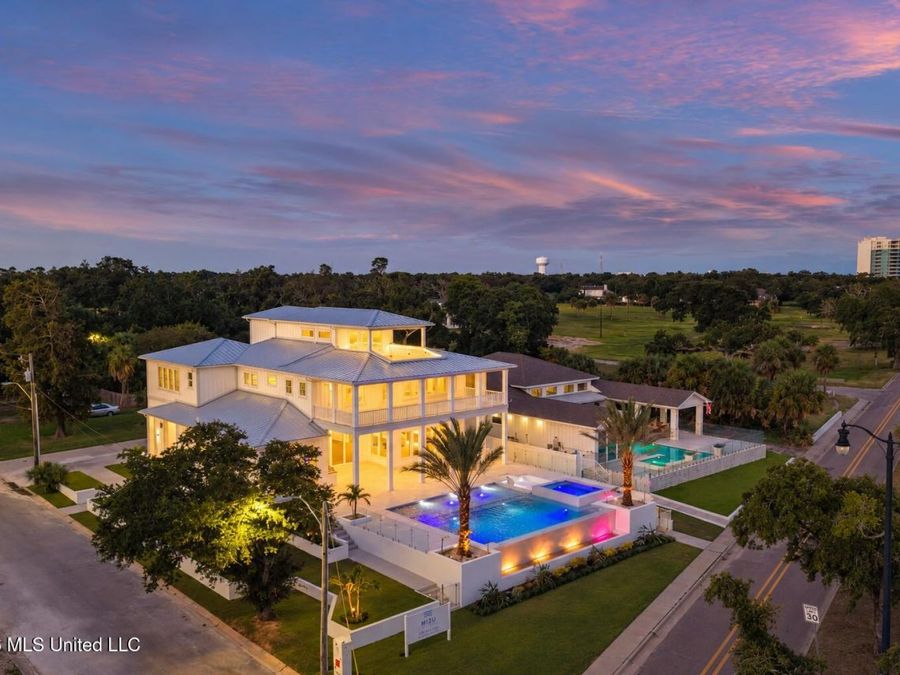 Property Image 153