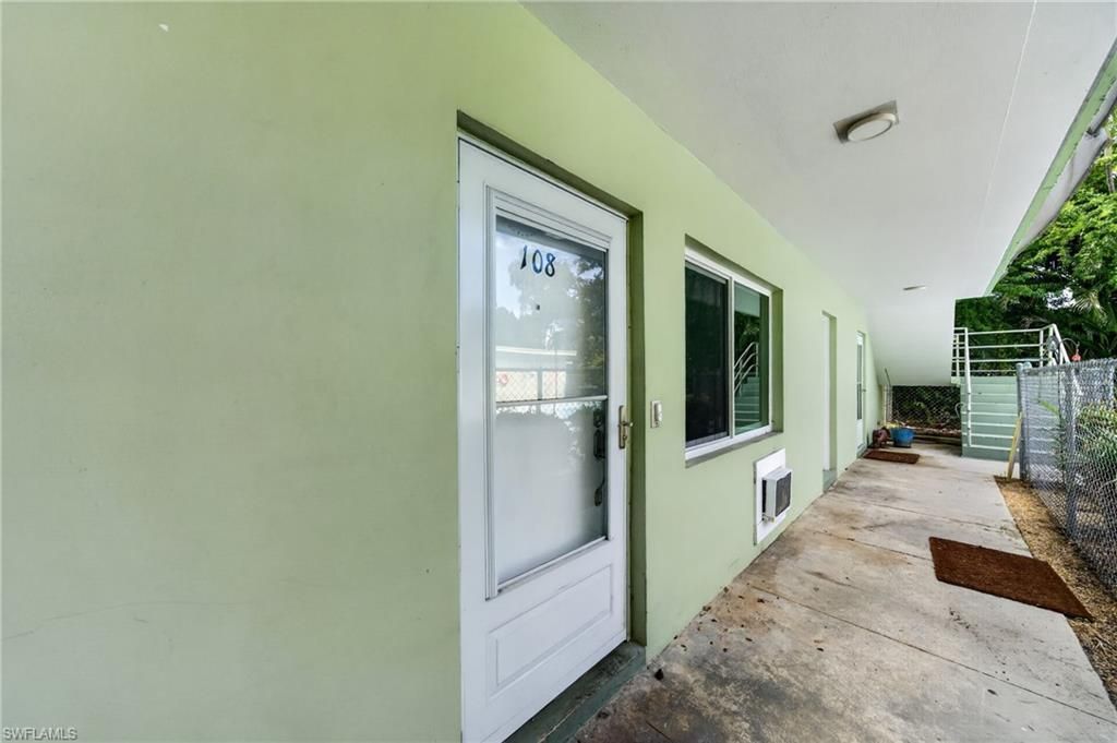 2544 1st St, Unit 108, Fort Myers, FL 33901 Photo