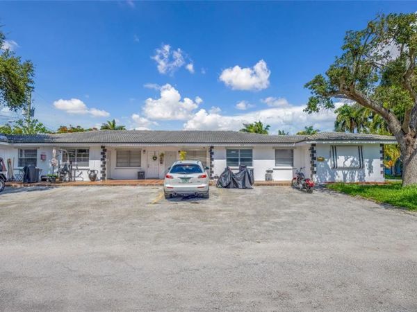 213 SE PARK Street, Unit 1-6, Dania Beach, FL 33004