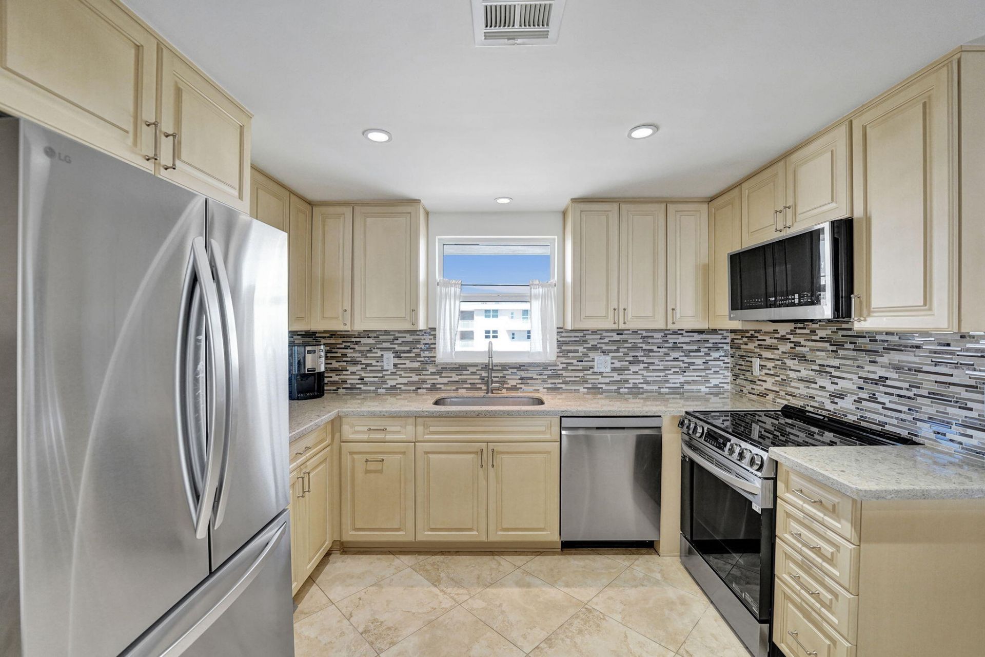 1051 Hillsboro Mile, Unit 906E, Hillsboro Beach, FL 33062 Photo