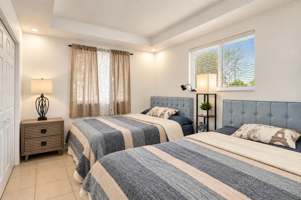 4401 SW 21st Street, Fort Lauderdale, FL 33317 Photo