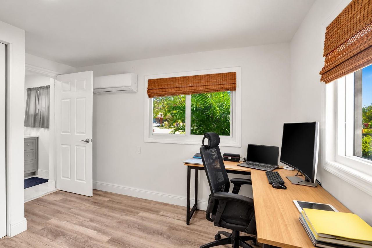 4401 SW 21st Street, Fort Lauderdale, FL 33317 Photo