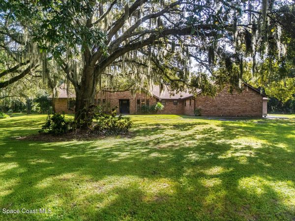 2053 Appaloosa Lane , Melbourne, FL 32934