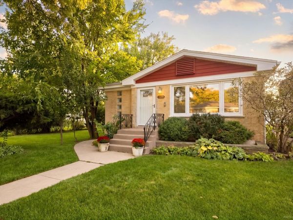 3648 N Overhill Avenue , Chicago, IL 60634