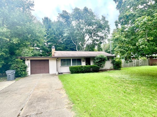 2047 N Krolow Street, Benton Harbor, MI 49022