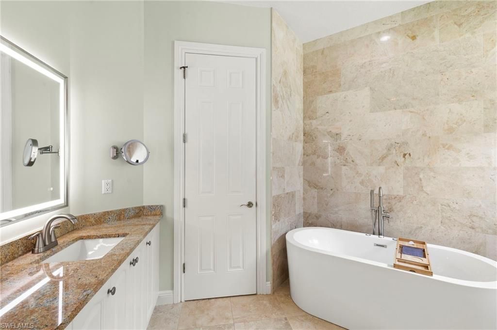 8956 Cherry Oaks Trl, Naples, FL 34114 Photo