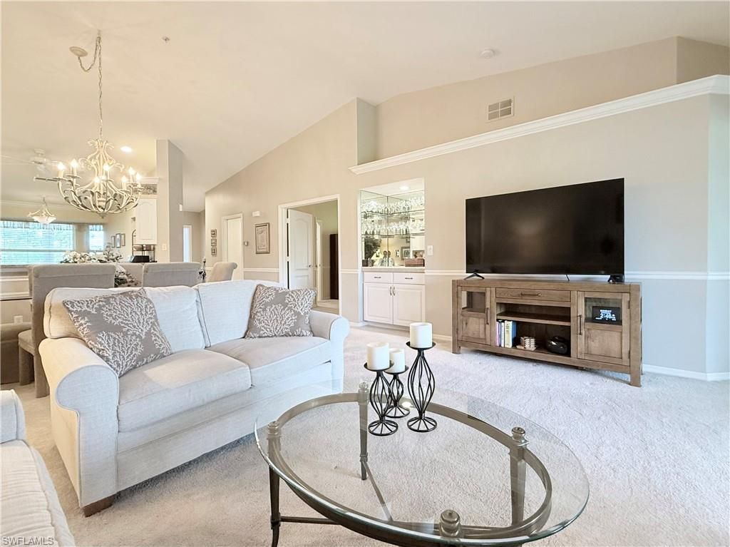 8580 Naples Heritage Dr, Unit 621, Naples, FL 34112 Photo