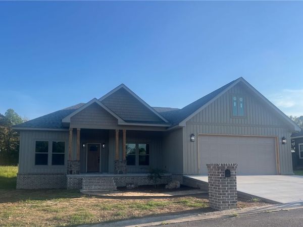 130 Gatehills Place, Hot Springs, AR 71913